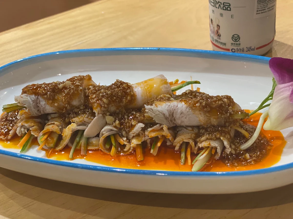 蒜泥白肉, Shan Cheng Wai Sauerkraut Fish 悉尼山城外酸菜魚